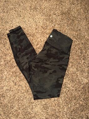 Lululemon Camouflage Leggings - Black/Green